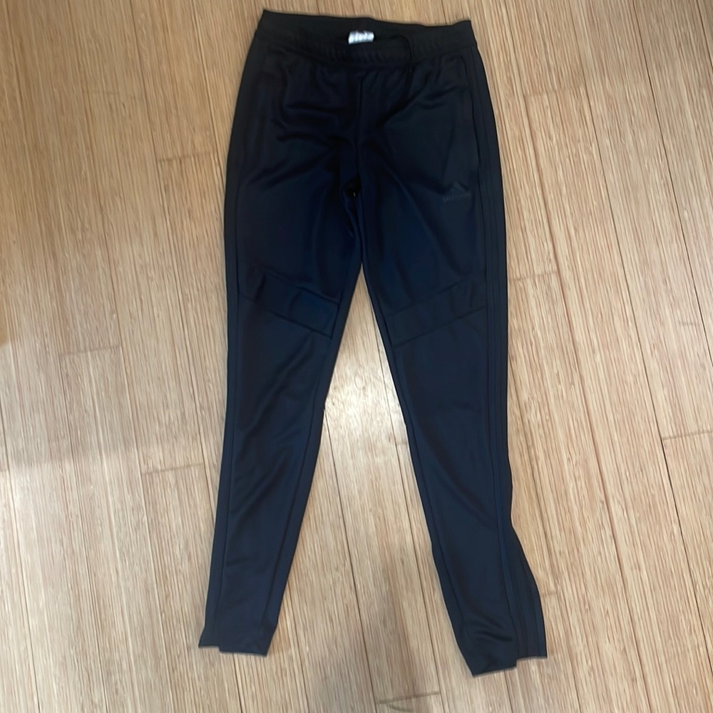 adidas track pant in black. Size XS.